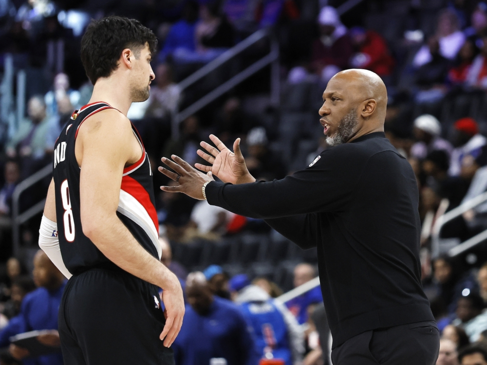 亚博-波特兰开拓者迎欧篮联关键赛；今晚门线救险；管理层满意；高层口径保持一致-亚博